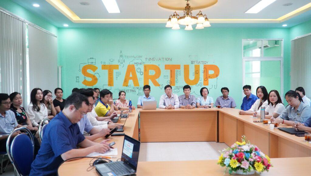 Seminar to promote the spirit of scientific research and innovation in Phu Yen 0